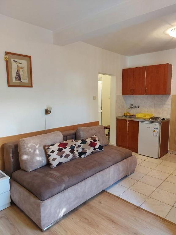 Apartment 1